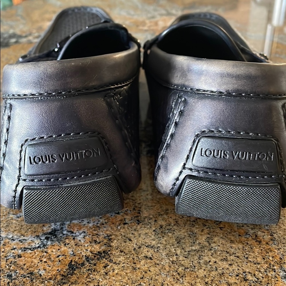 Louis Vuitton Black Slip-On Loafers with Textured Finish - Picture 6 of 7